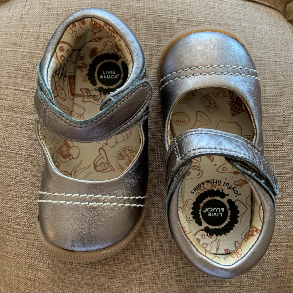Livie & Luca Size 5 First Walkers Sole